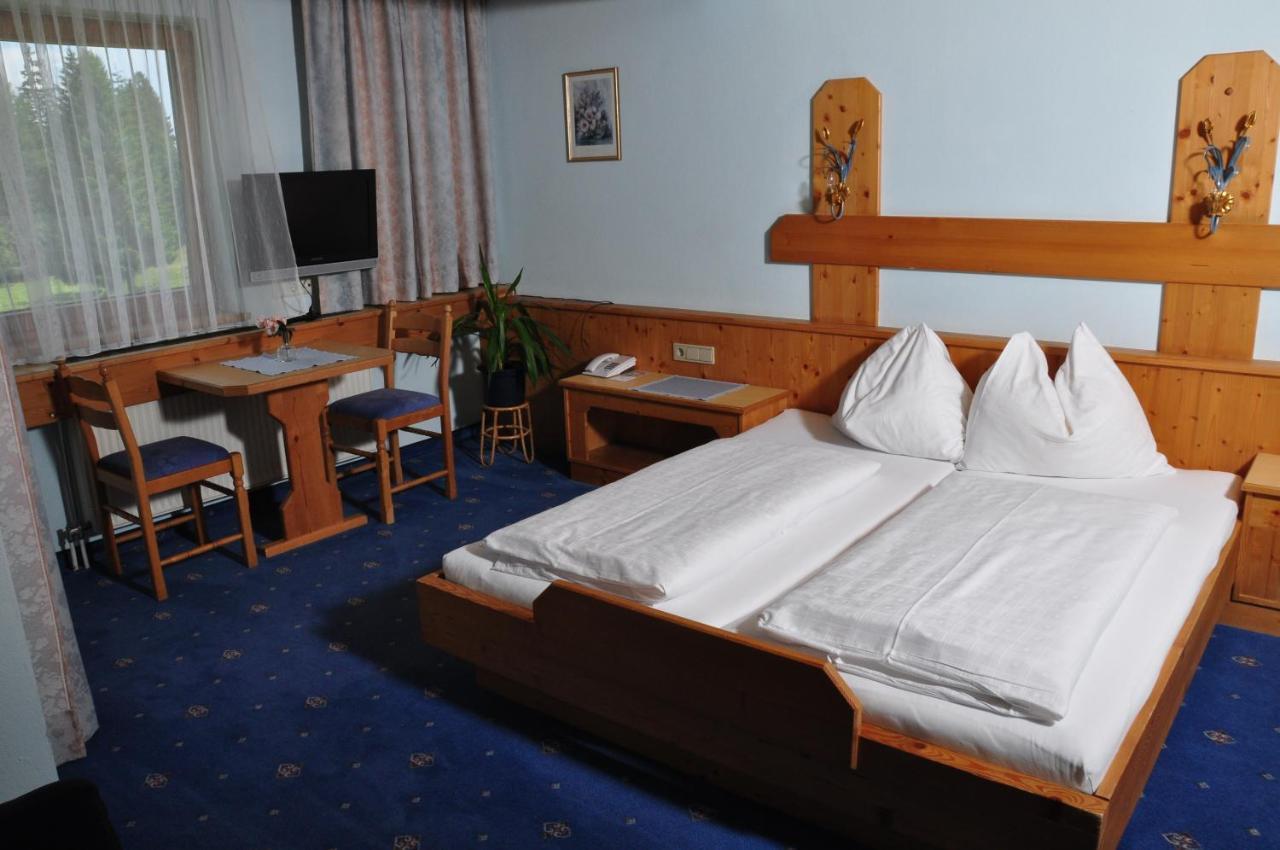 Hotel Zum Hirschen Leutasch Δωμάτιο φωτογραφία