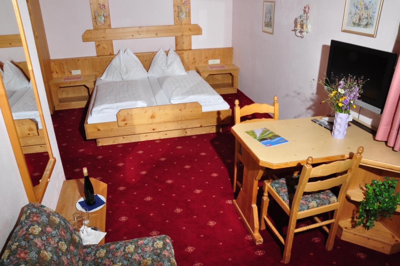 Hotel Zum Hirschen Leutasch Εξωτερικό φωτογραφία