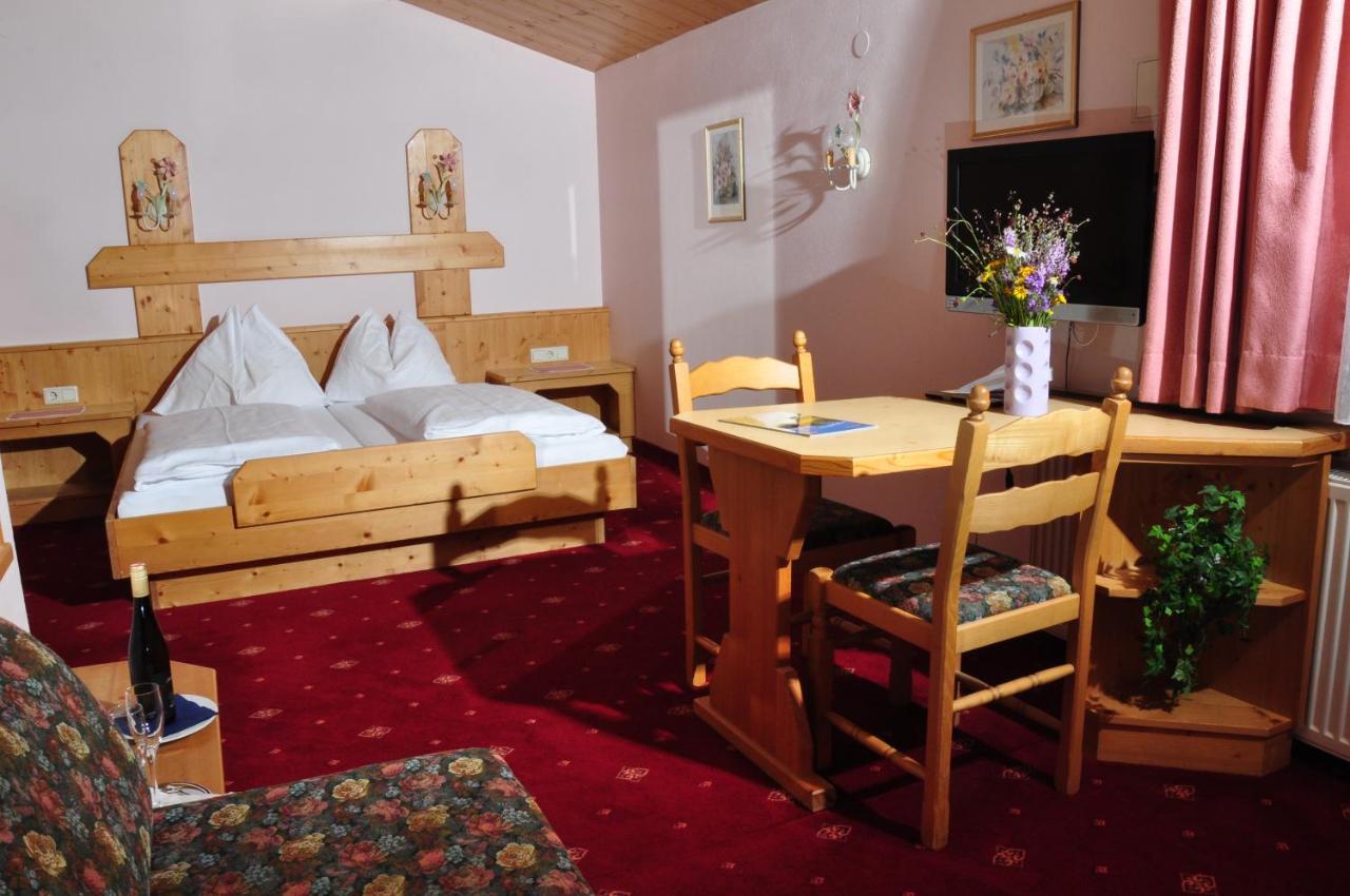 Hotel Zum Hirschen Leutasch Εξωτερικό φωτογραφία